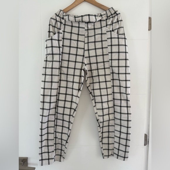 Le Nove Made in Italy Plaid Pant, one size. - Picture 6 of 11